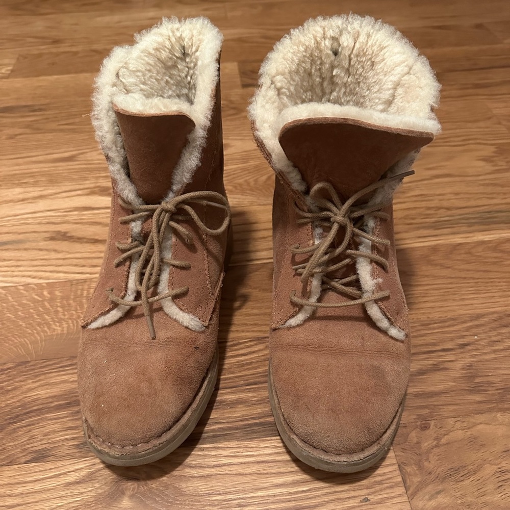 women’s 6.5 UGG boots